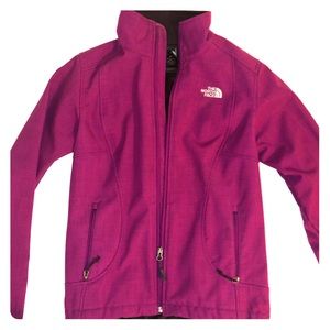 LIGHTLY USED NORTH FACE - SIZE SMALL